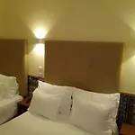 Vendégház Pensao Estacao 3*