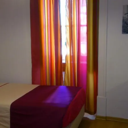 펜상 에스타카오 센트럴 3*