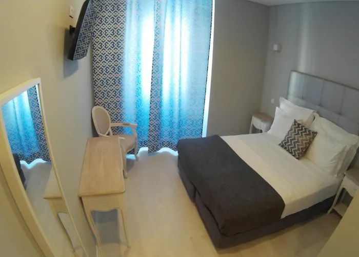 Guest house Pensao Estacao 3*