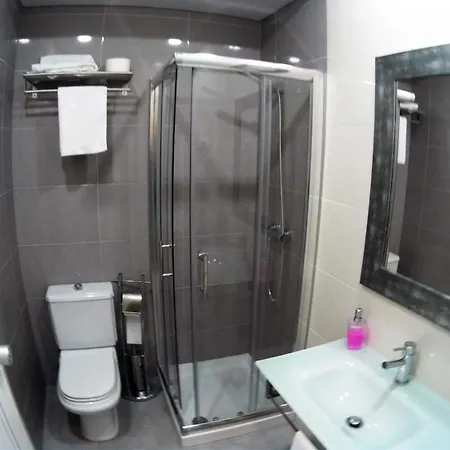 中心车站公寓 3*