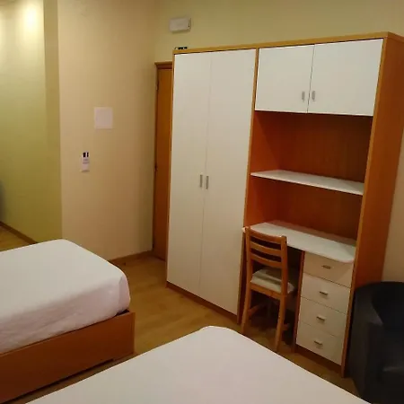 招待所 中心车站公寓 3*