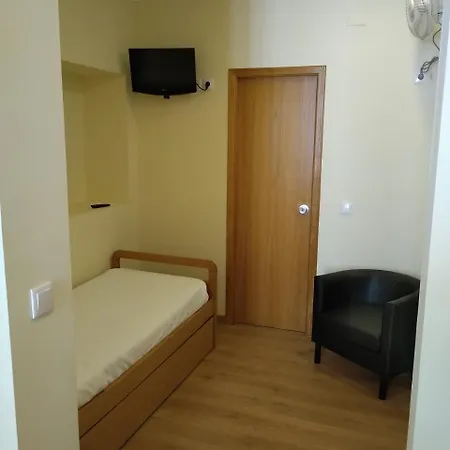 中心车站公寓 3*